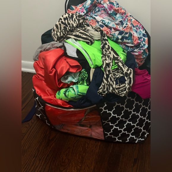 PLUS SIZE RESELLER LOT-15 pieces sizes L-3X - Picture 2 of 16